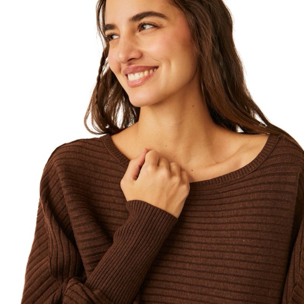 Brown Crew Neck Ribbed Sweater